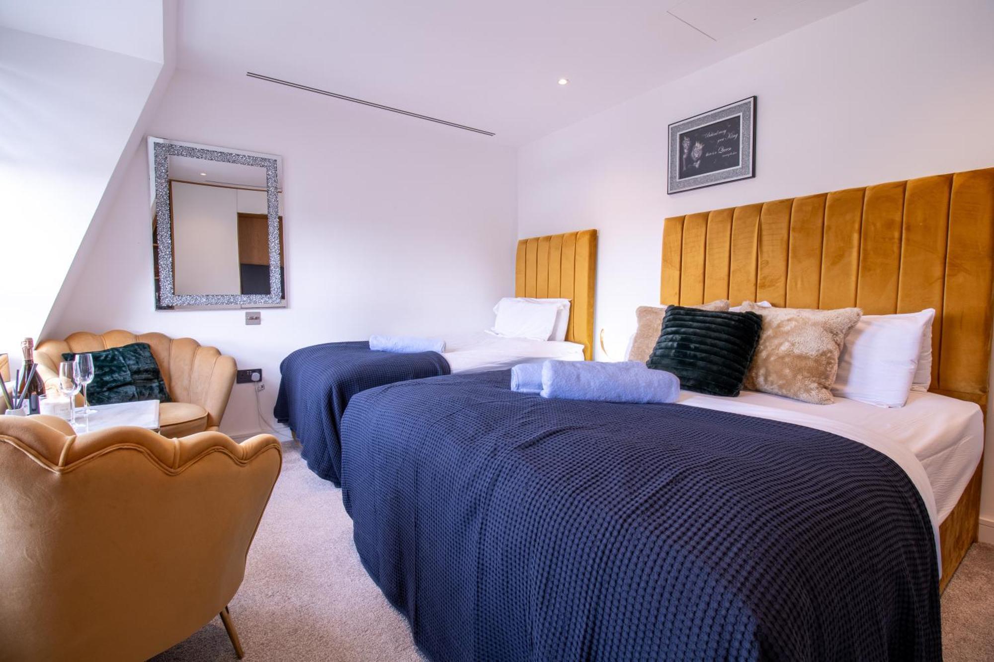Luxurious 1-Bedroom Penthouse In Marble Arch 71 런던 외부 사진